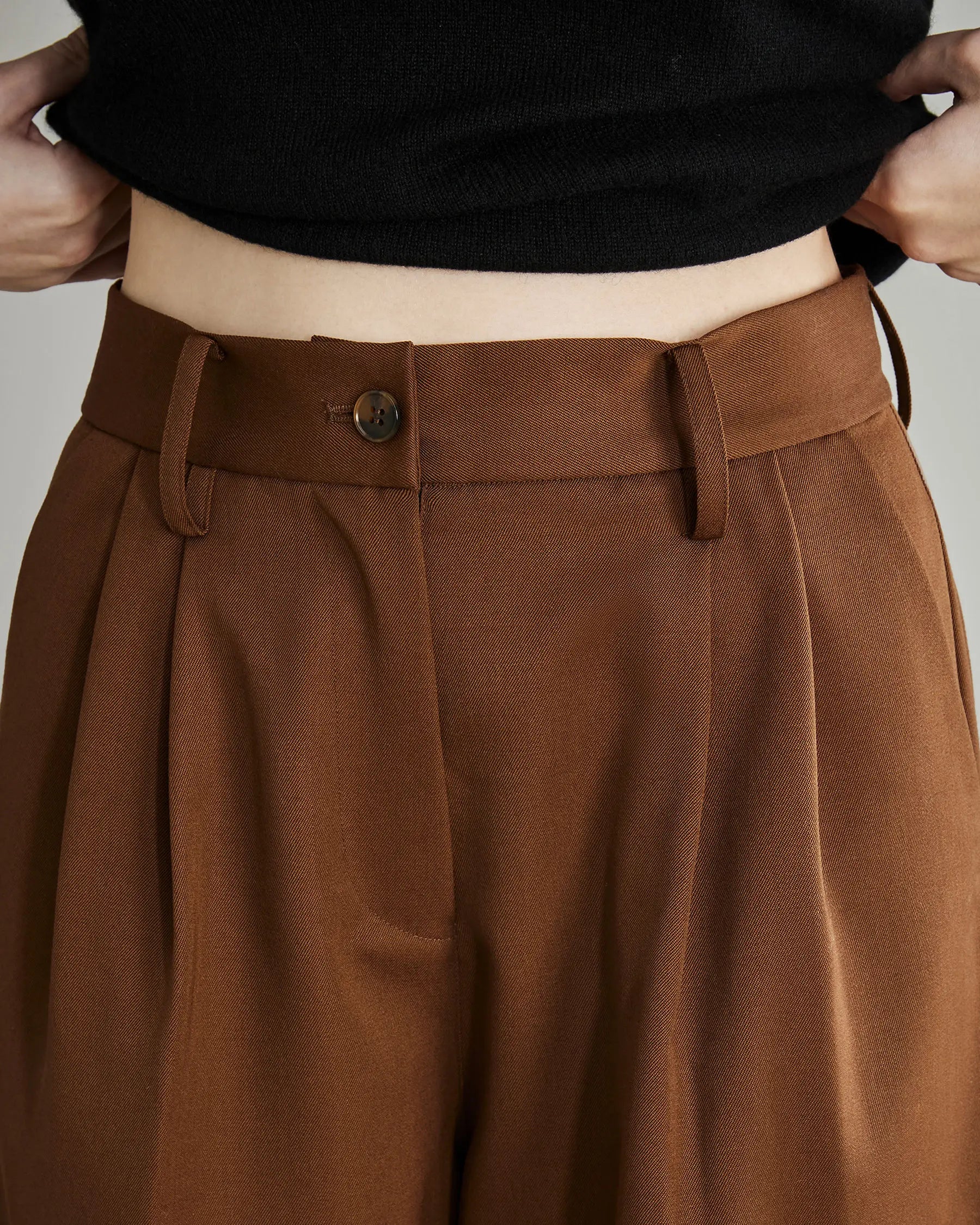 Women's Pleated Wool Wide Leg Pants